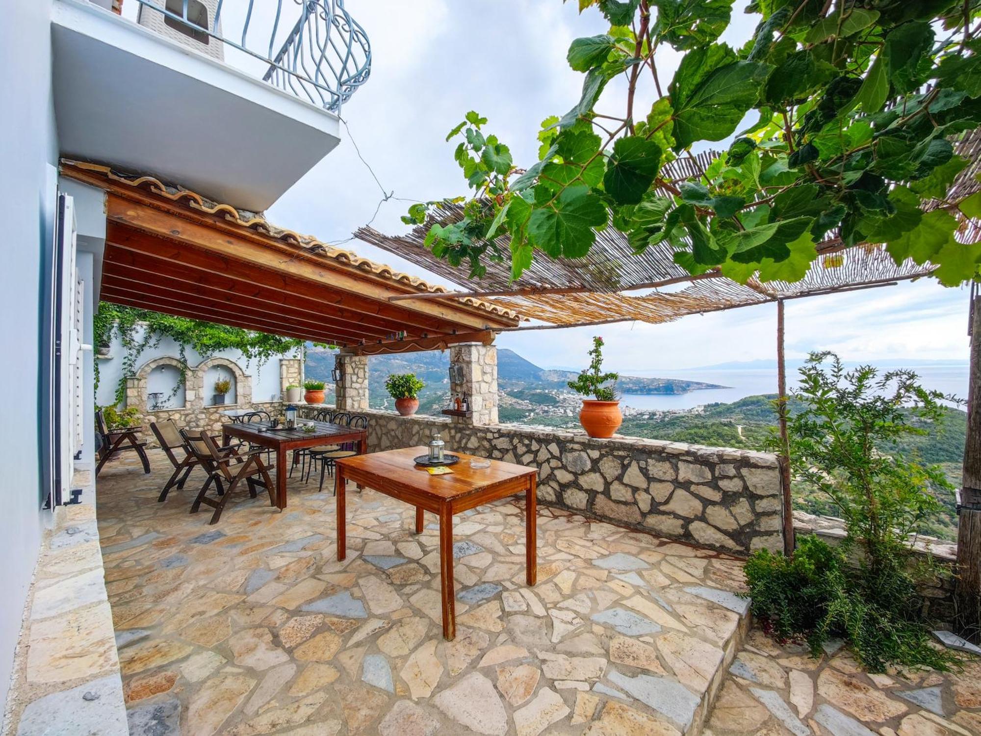 Castle Of Himara Himare Exterior foto